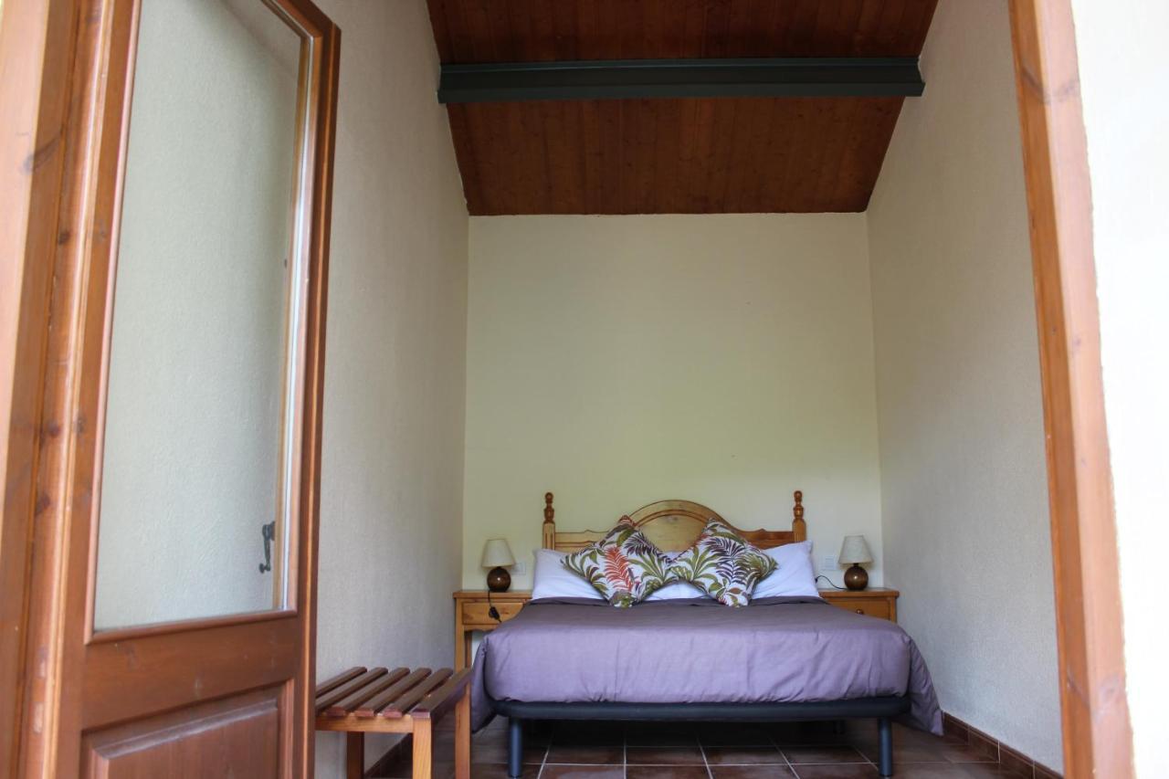 Bed and Breakfast Casa Teresina La Plana de Mont-Ros Exterior foto