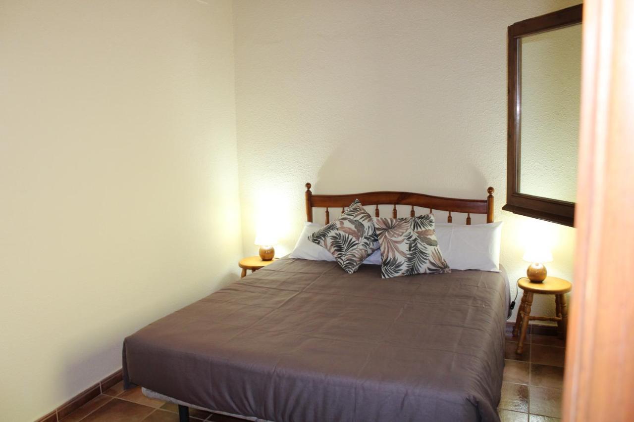 Bed and Breakfast Casa Teresina La Plana de Mont-Ros Exterior foto